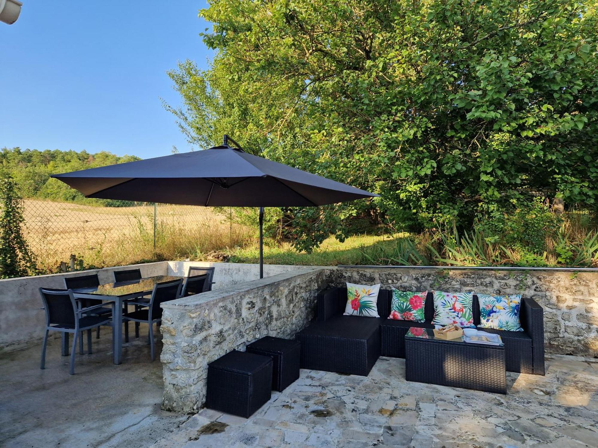 Le Relais Des Clefs - Au Calme Du Gatinais - Escapade A Deux - Terrasse Privee - Wifi - Offre Romantique Sur Demande Valpuiseaux エクステリア 写真